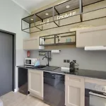 Bluestay 7 - Charmant appartement à Paris 15